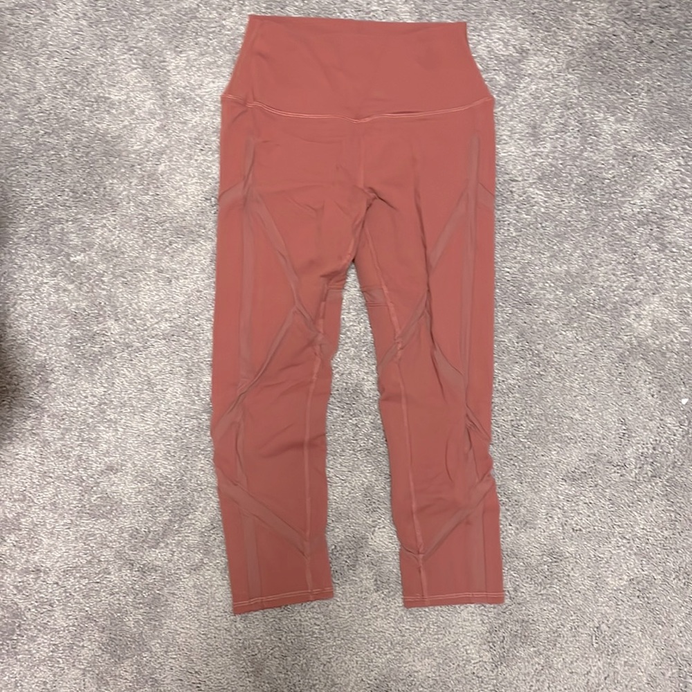 Alo high rise cropped leggings
